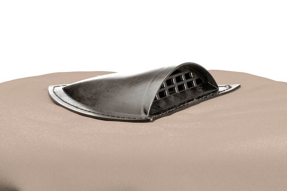 Sharkskin™ Supreme Conventional Bass Boat Cover Sewn-in Vent