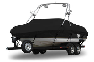 Sharkskin™ Supreme Conventional Ski Boat with Arch Boat Cover In Use